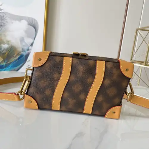 LV Bag 2210DJ0001