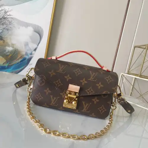 LV Bag 2210DJ0003