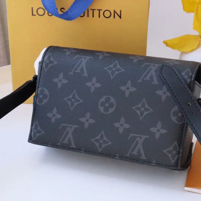 LV Bag 2210DJ0006