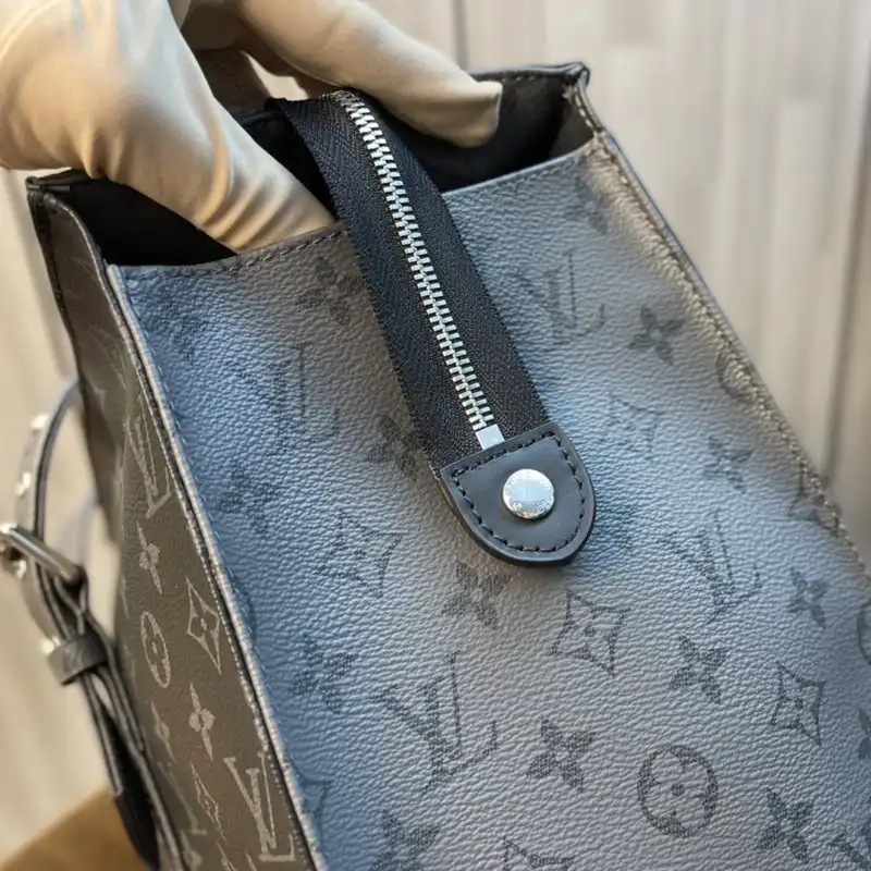 LV Bag 2210DJ0008