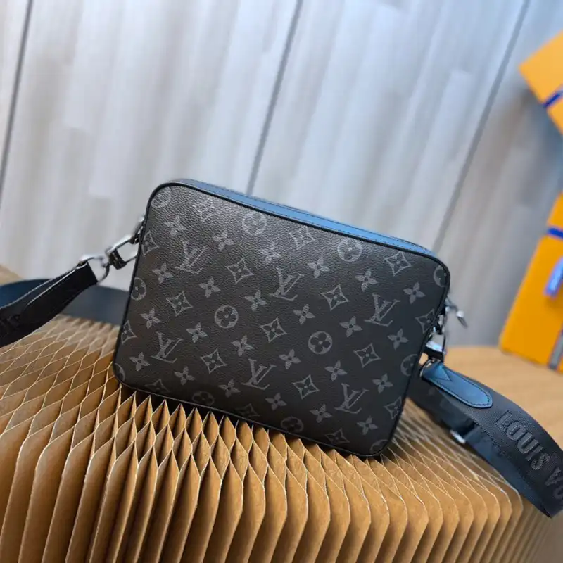 LV Bag 2210DJ0009