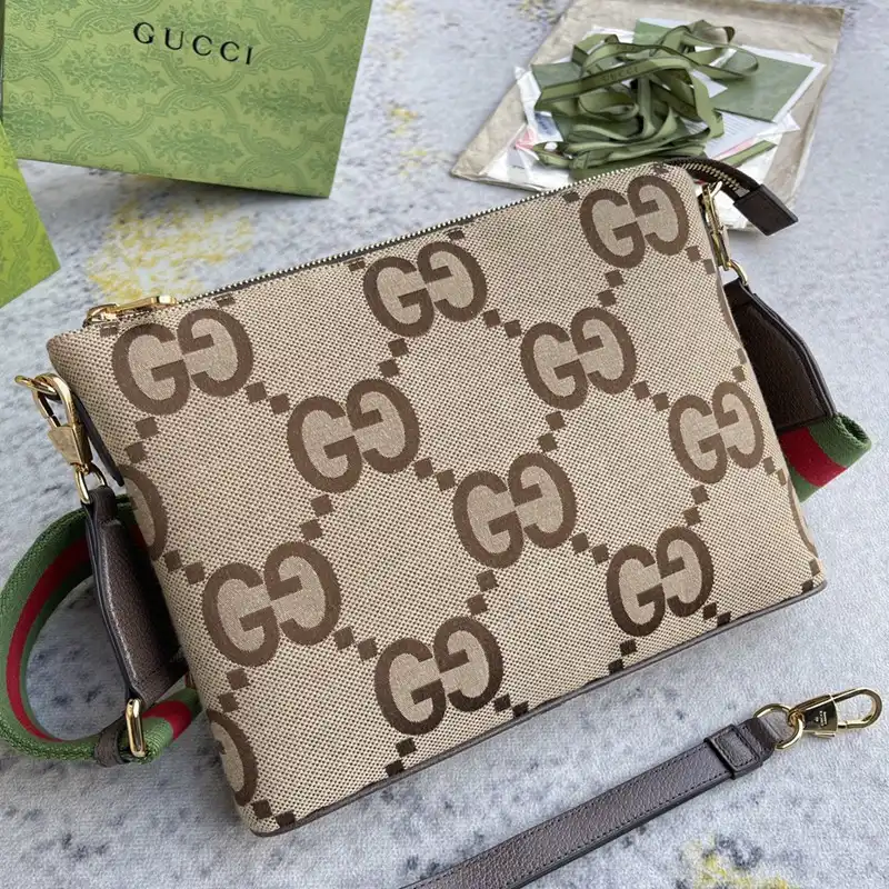 Cheap Gucci Bag 2210DJ0019