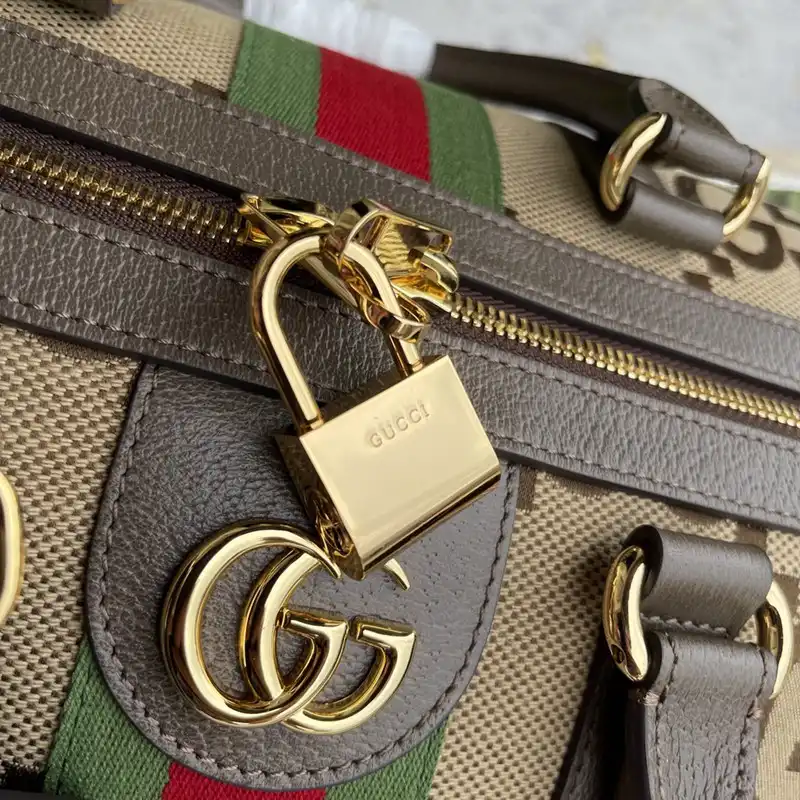 FASH Gucci Bag 2210DJ0024