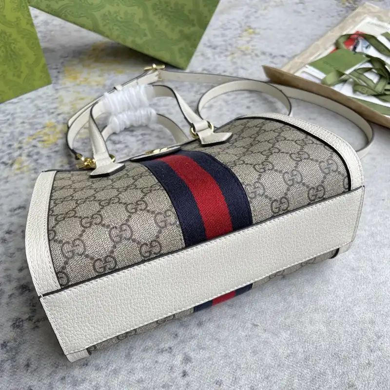 Gucci Bag 2210DJ0027