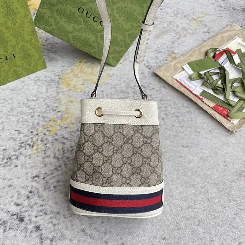 Gucci Bag 2210DJ0033