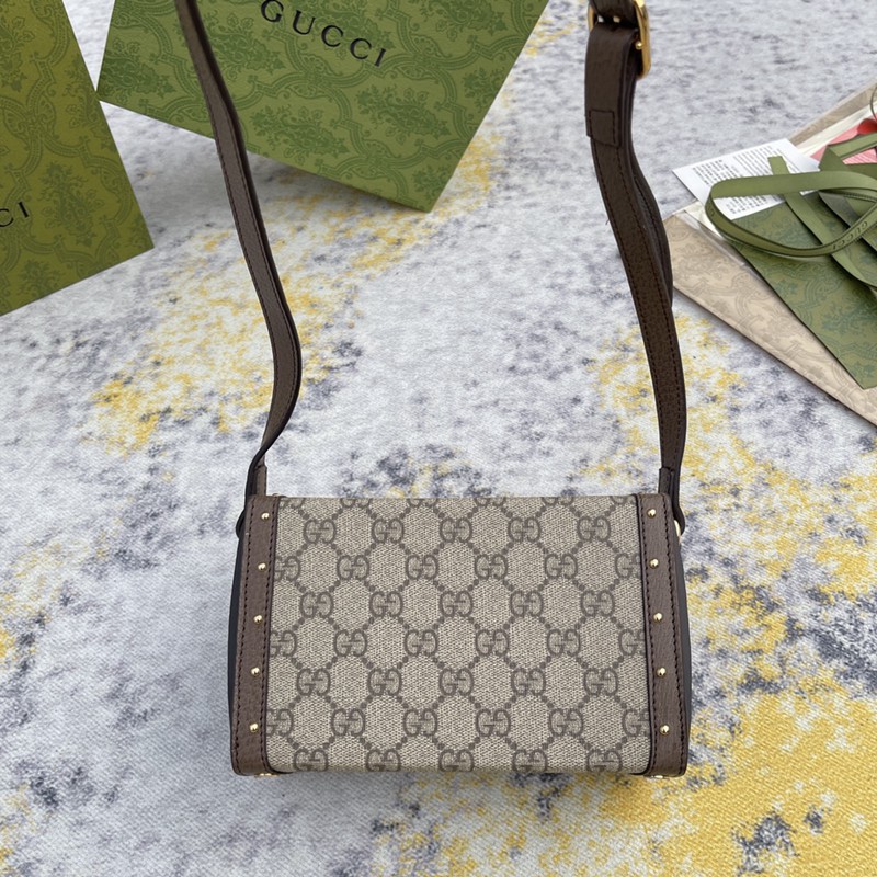 FASH Gucci Bag 2210DJ0038