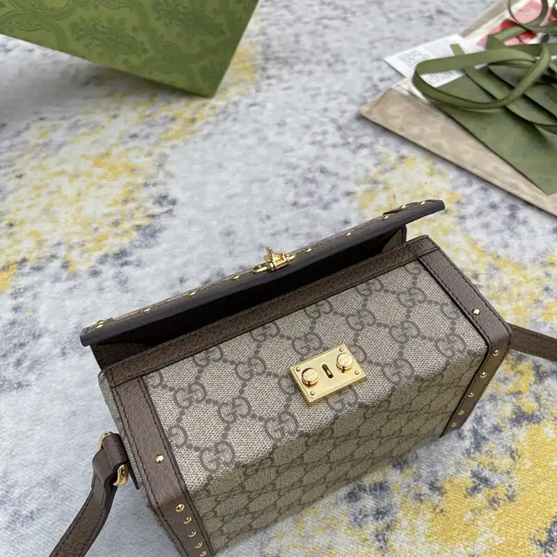 Gucci Bag 2210DJ0038