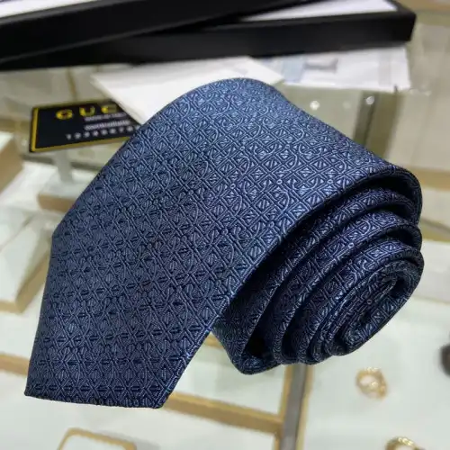 TIES Tie 2210WH0207