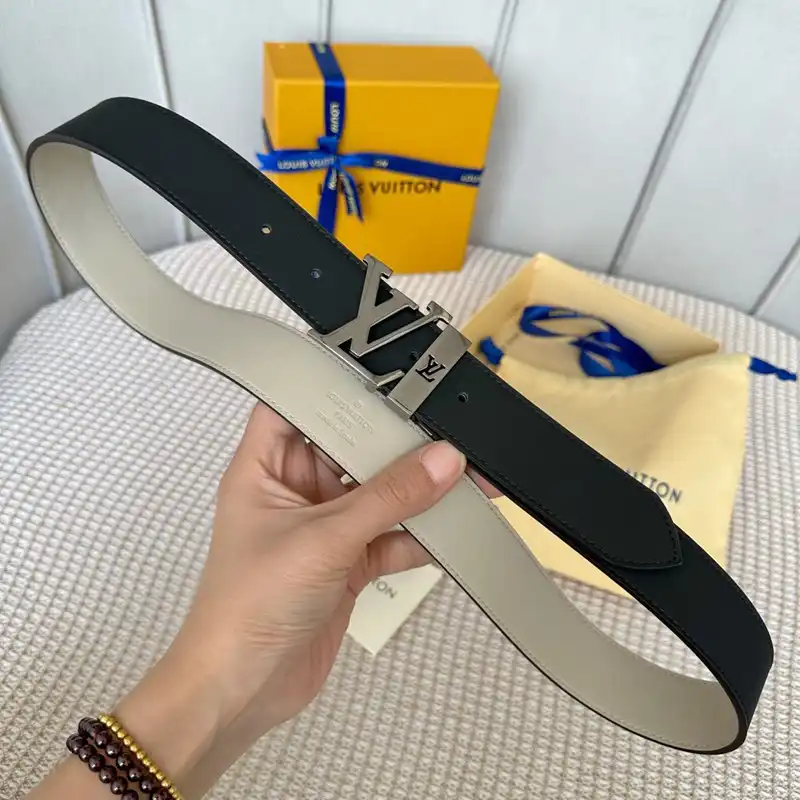 LV Belts 2210XA0047