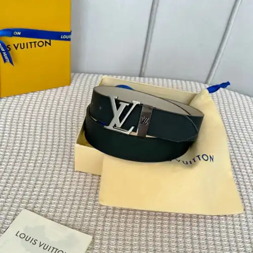 LV Belts 2210XA0047