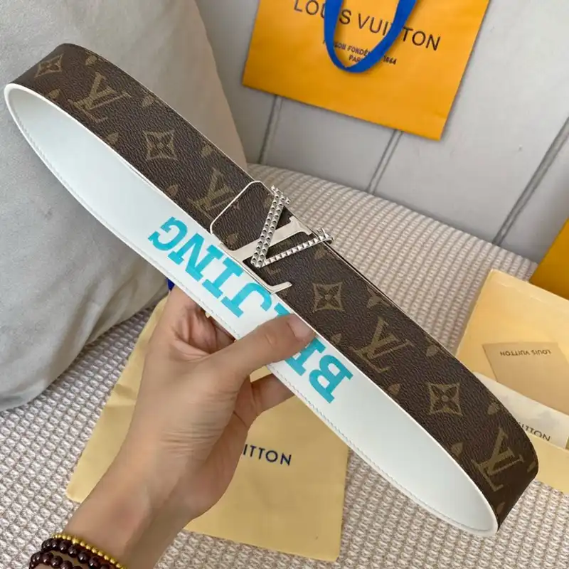 LV Belts 2210XA0106