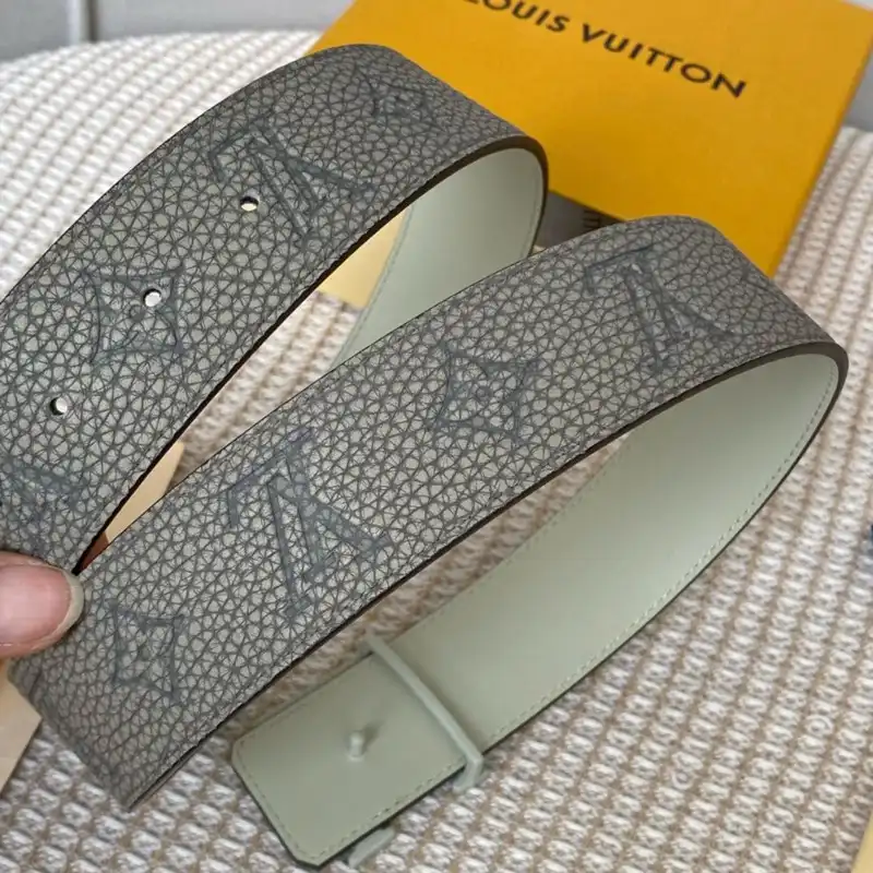 LV Belts 2210XA0146