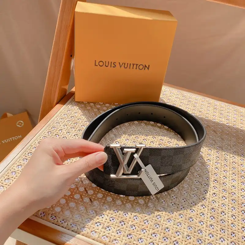 Official FashionRep LV Belts 2210XF0071