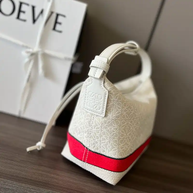 Loewe Bag 2210YA0046