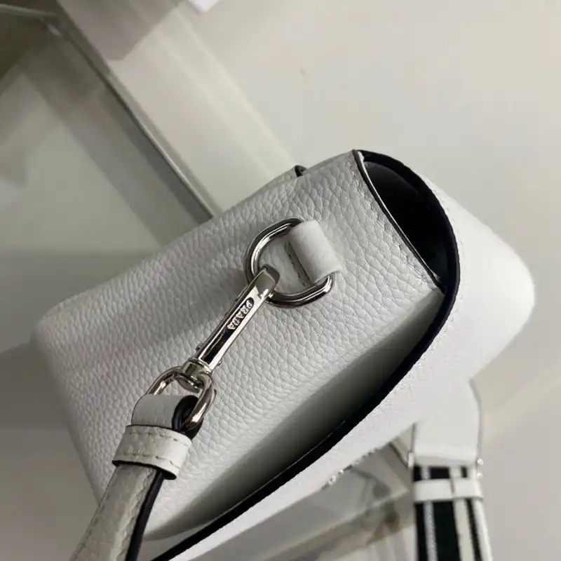 Prada Bag 2210YA0061