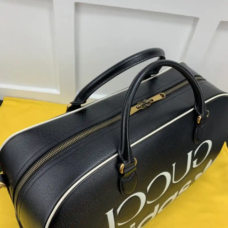 Cheap Gucci Bag 2210YA0063