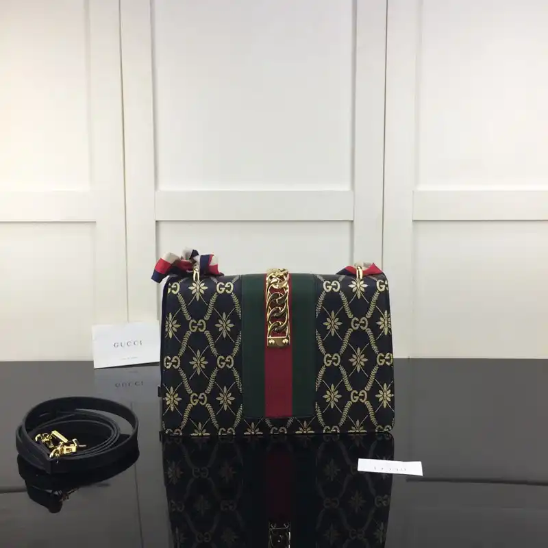 Gucci Bag 2210YA0071