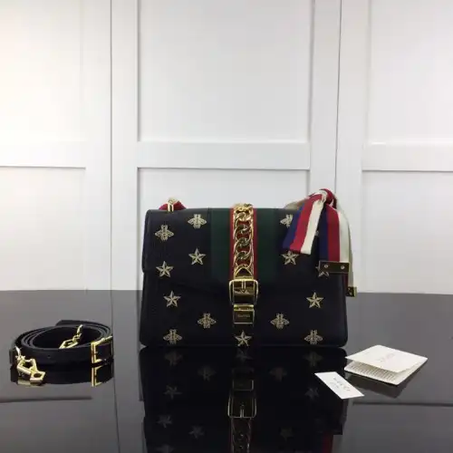 Gucci Bag 2210YA0073