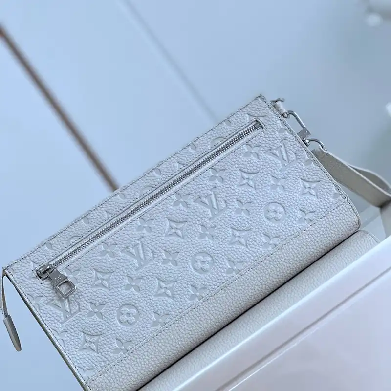 Fashionrepsfam ru LV Bag 2210YA0111