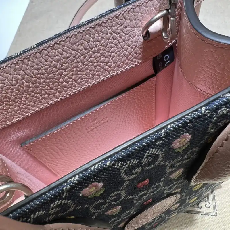 Cheap Gucci Bag 2210YA0115