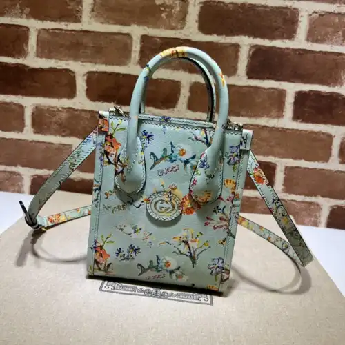 Gucci Bag 2210YA0117