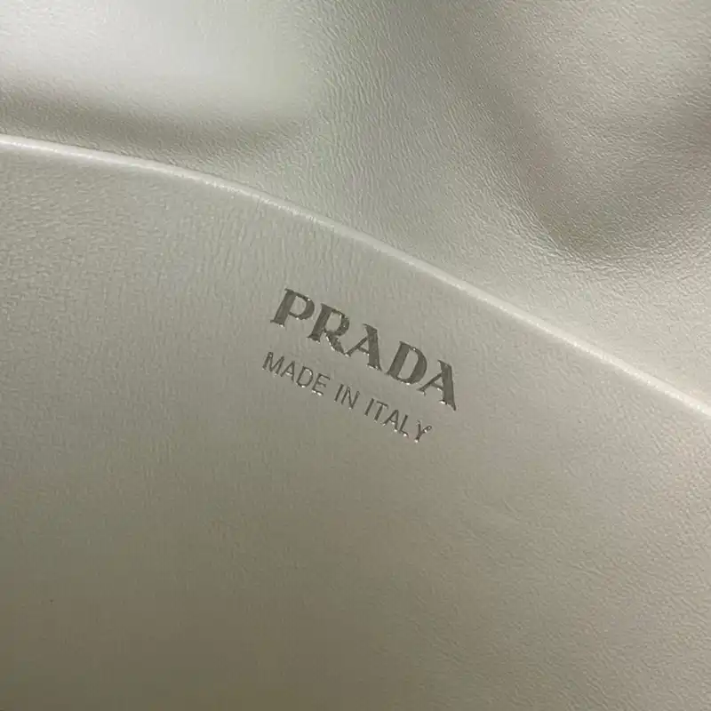 Prada Bag 2210YA0122