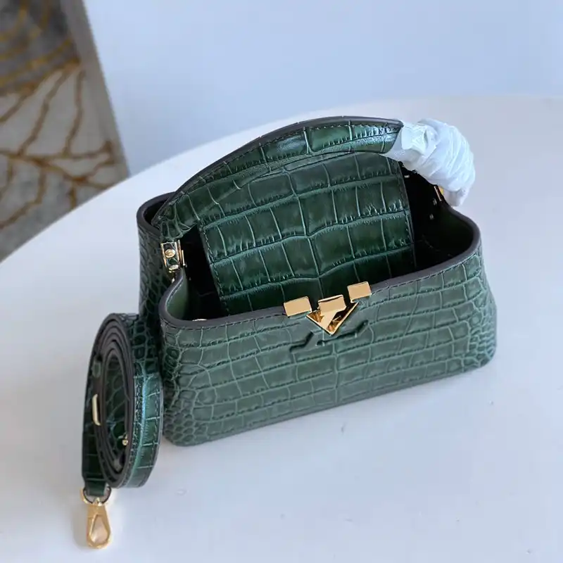 Fashionrep LV Bag 2210YA0134