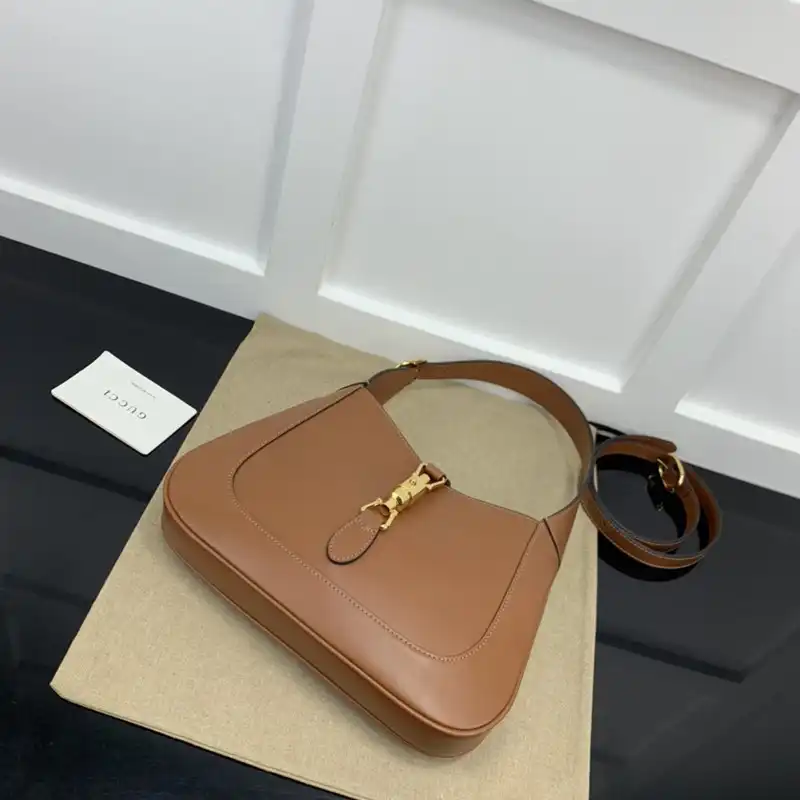 Gucci Bag 2210YA0137