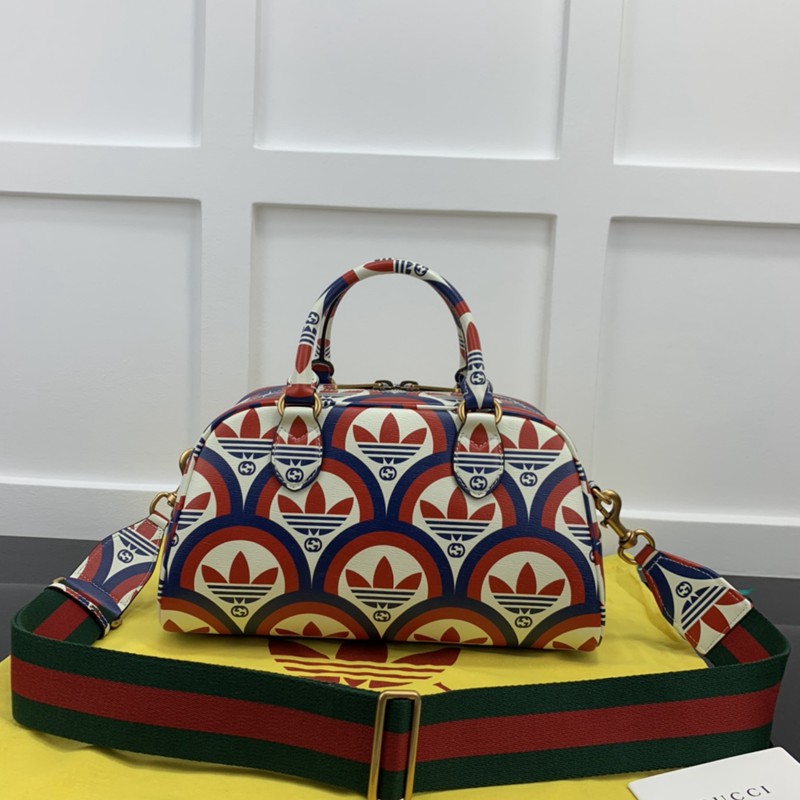 FASH Gucci Bag 2210YA0140