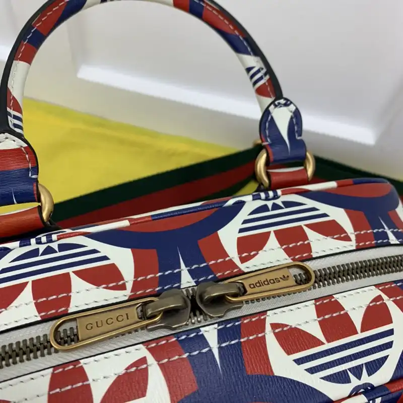 Cheap Gucci Bag 2210YA0140