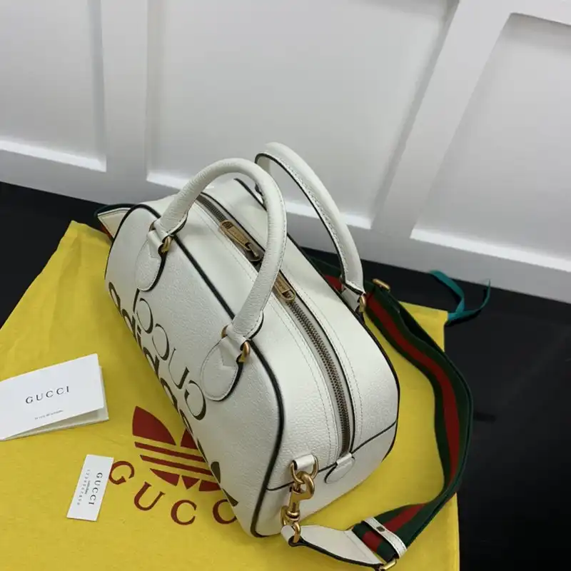 Cheap Gucci Bag 2210YA0142