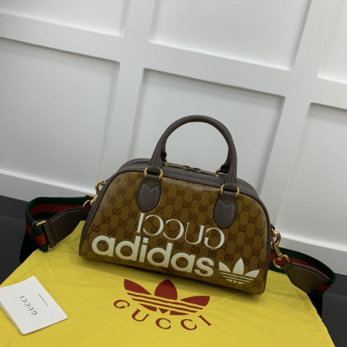 FASH Gucci Bag 2210YA0144