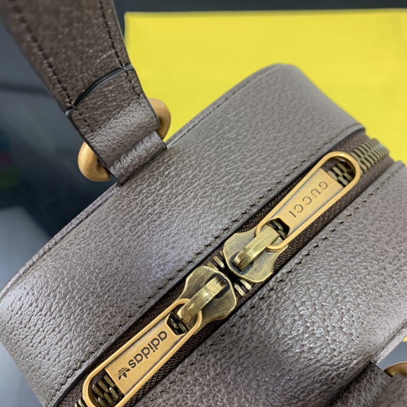 FASH Gucci Bag 2210YA0159