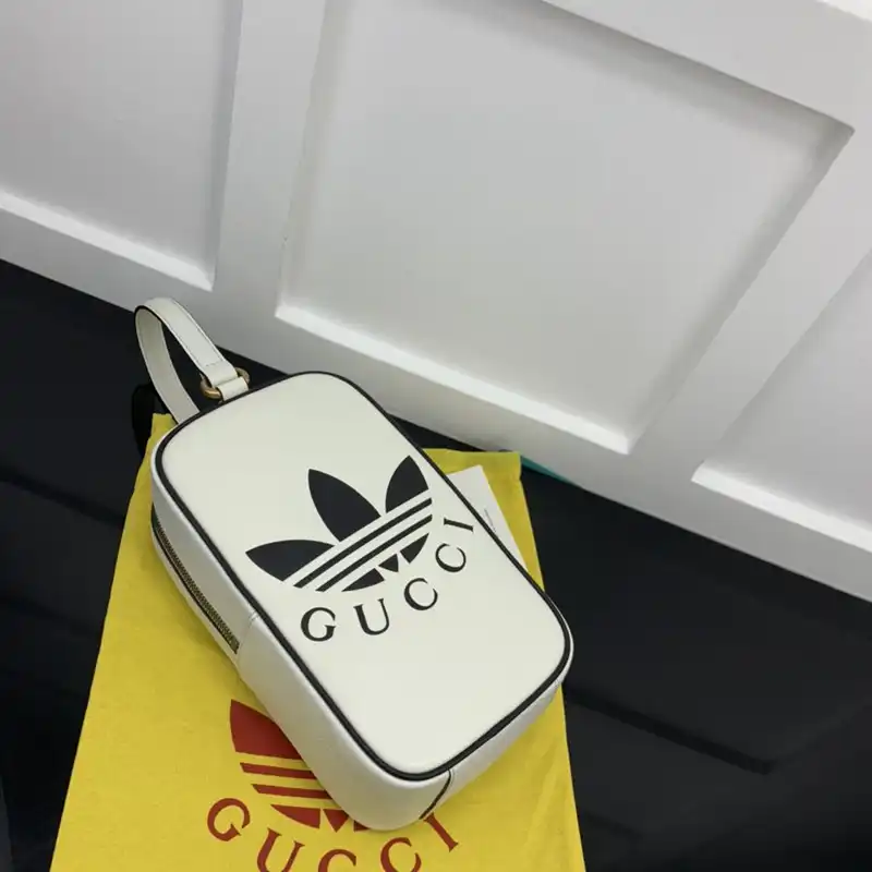 Cheap Gucci Bag 2210YA0162