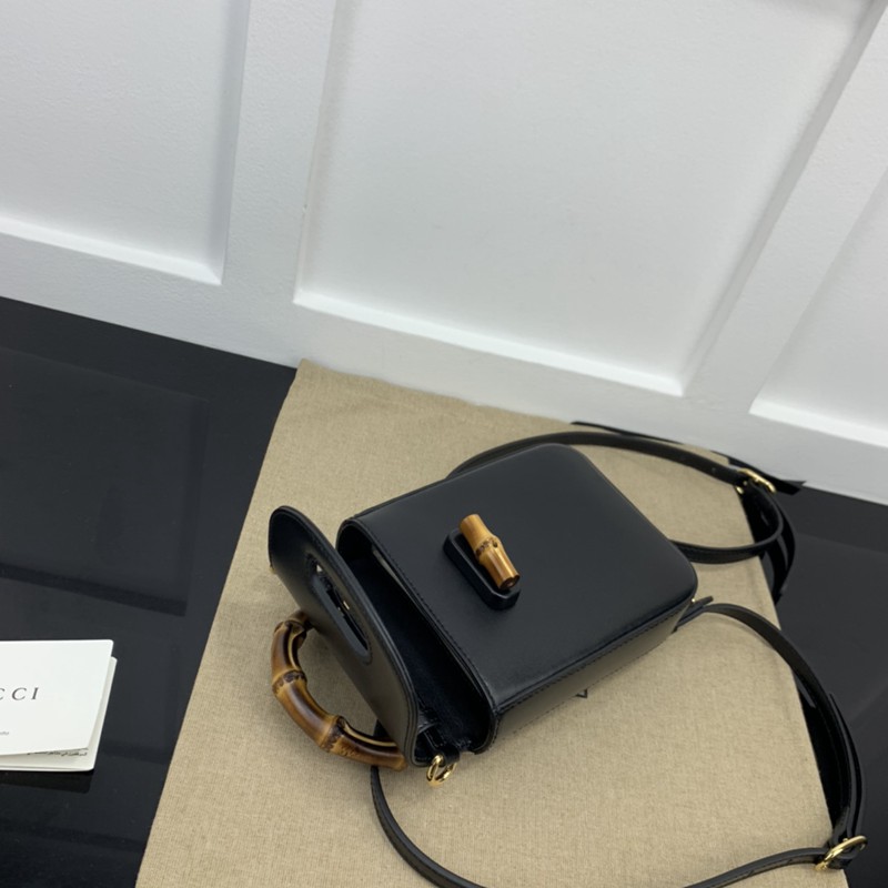 FASH Gucci Bag 2210YA0168