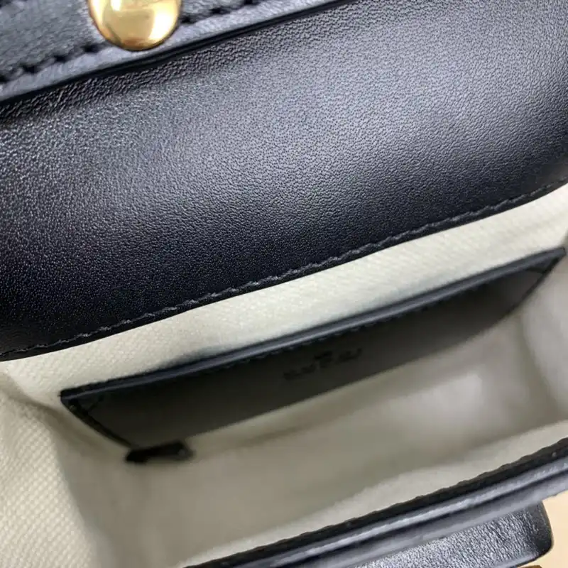 Cheap Gucci Bag 2210YA0168