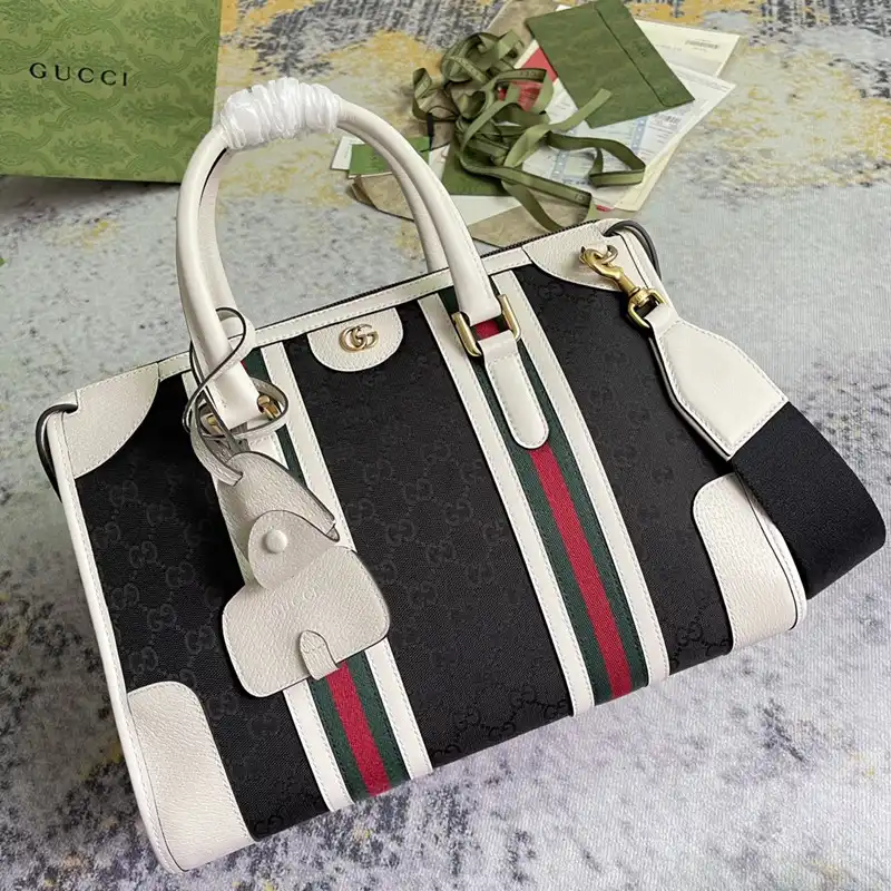 Gucci Bag 2211DJ0001