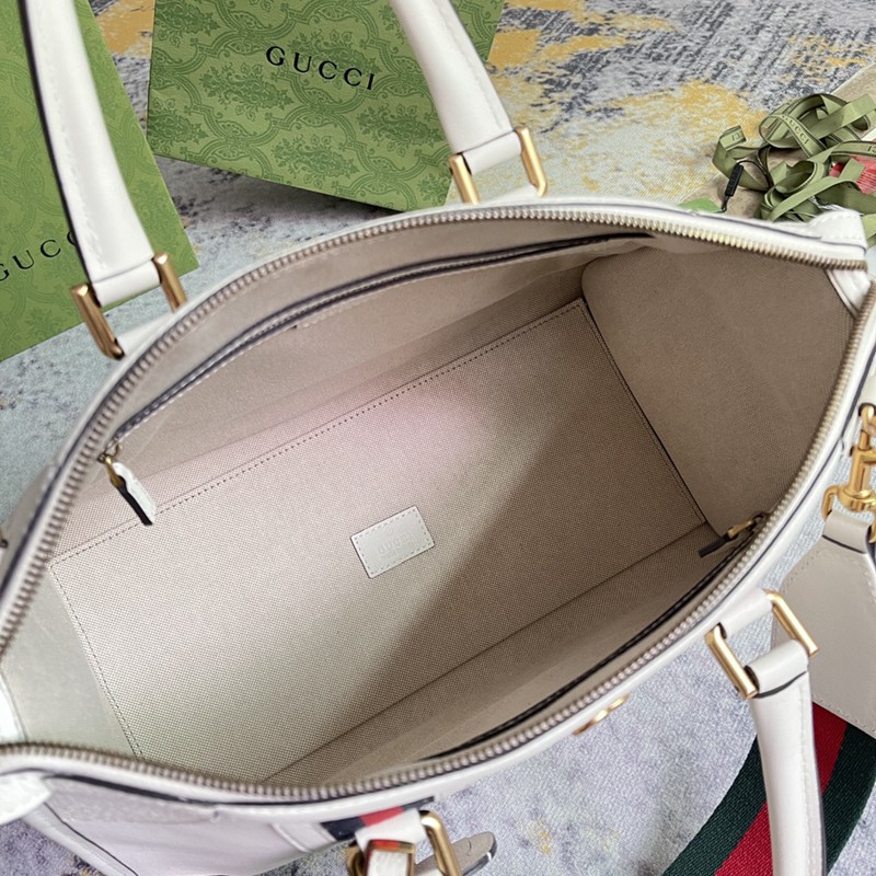 FASH Gucci Bag 2211DJ0004