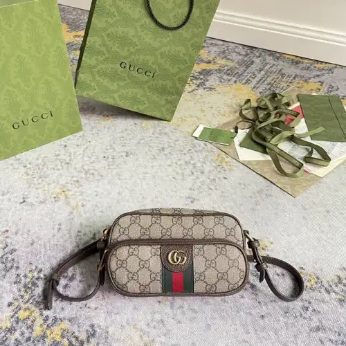 Gucci Bag 2211DJ0026