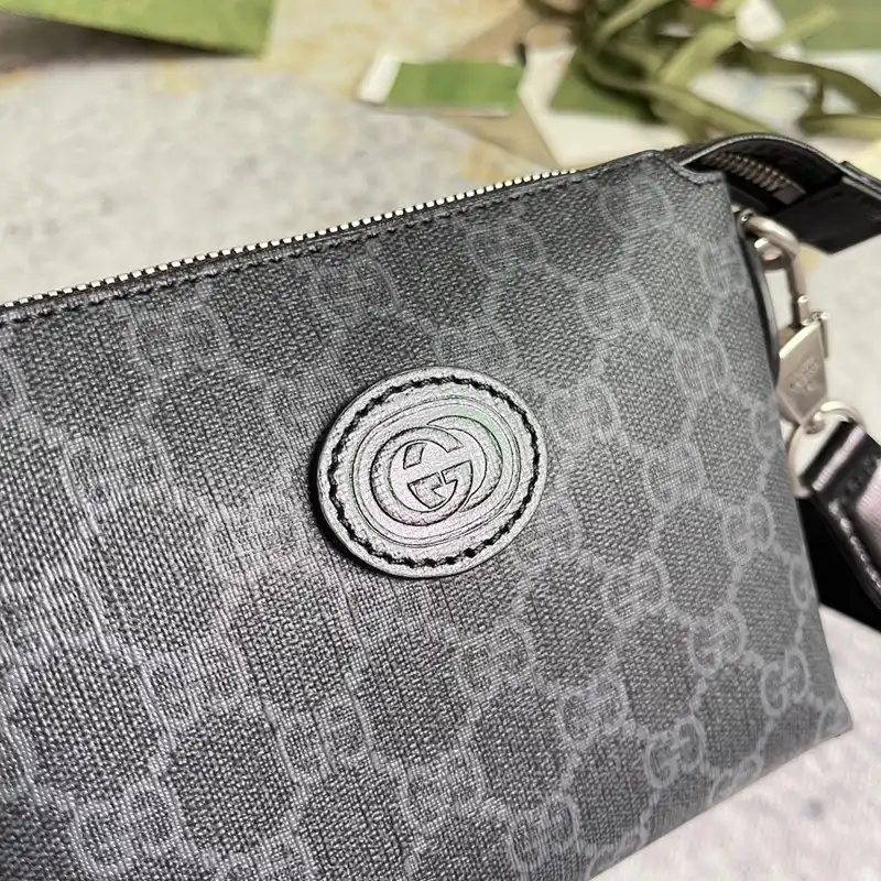 Gucci Bag 2211DJ0028