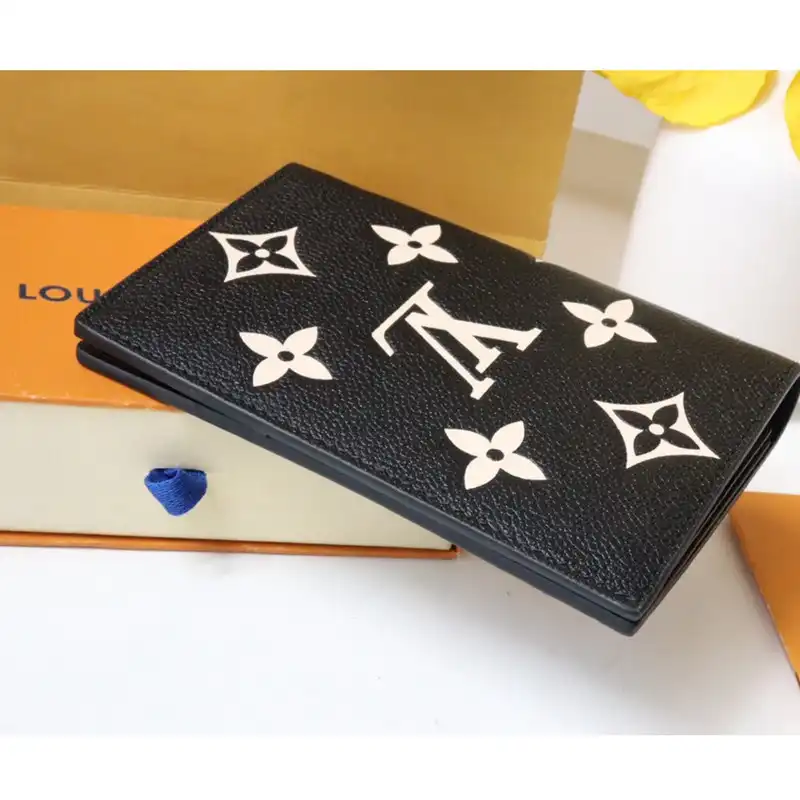 LV Bag 2211DJ0047