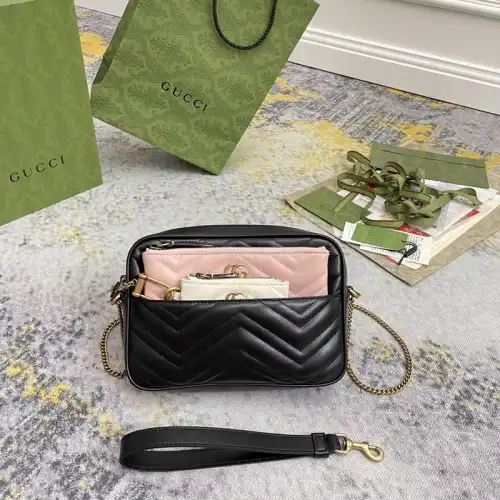 Gucci Bag 2211DJ0055