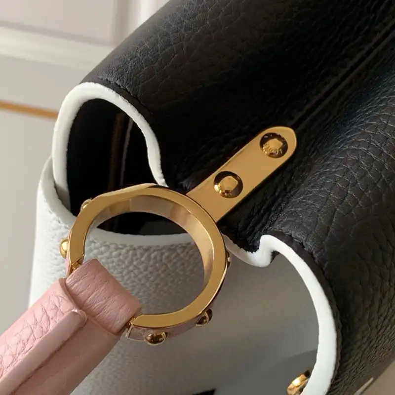 LV Bag 2211DJ0058