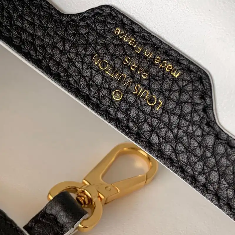 LV Bag 2211DJ0058