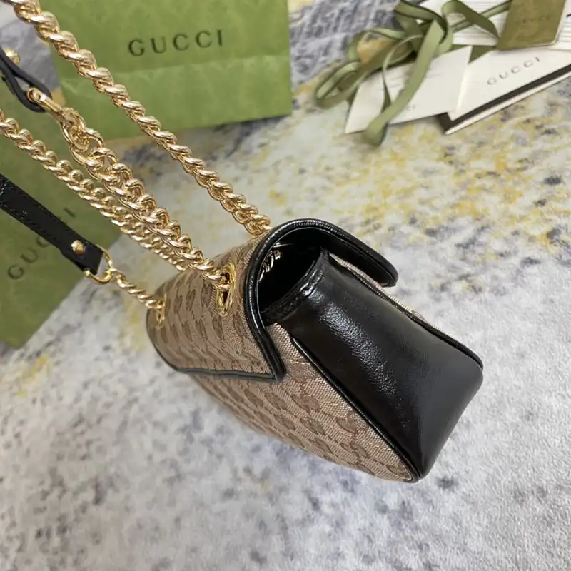 Cheap Gucci Bag 2211DJ0063