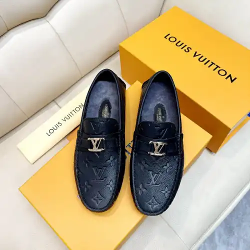 LV Shoes 2211PZ0001