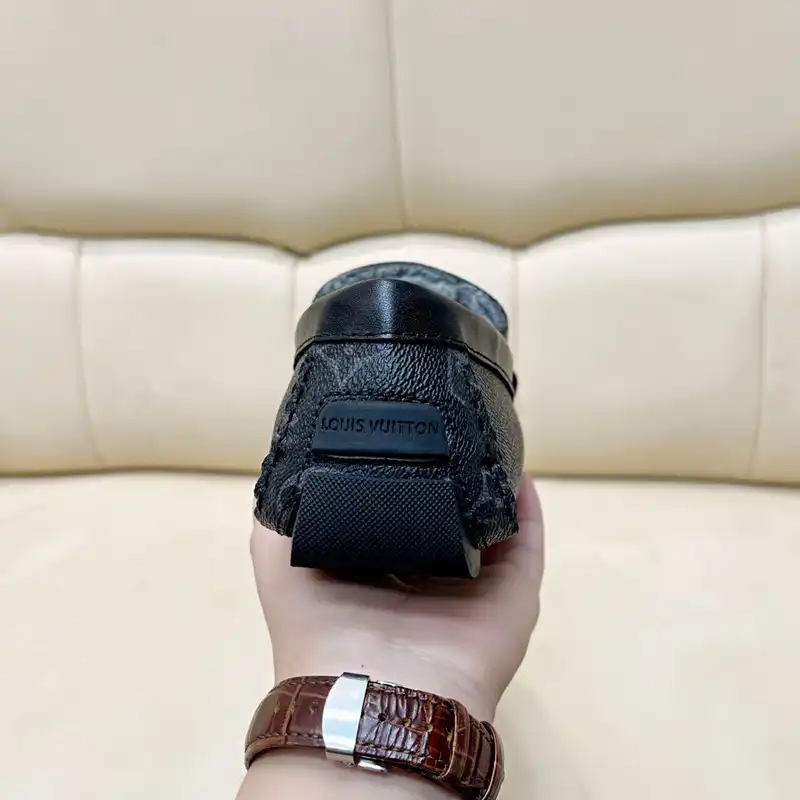 Fashionrepsfam ru LV Shoes 2211PZ0012