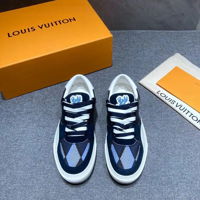 LV Shoes 2211PZ0059