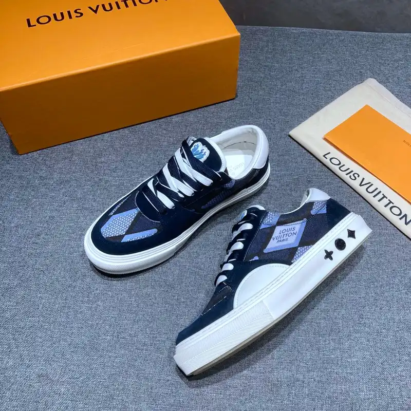 LV Shoes 2211PZ0059