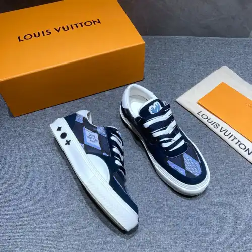 LV Shoes 2211PZ0059